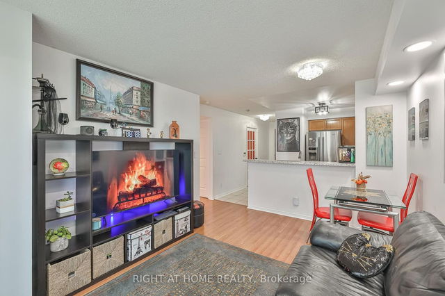 904 - 7 Michael Power Pl Place