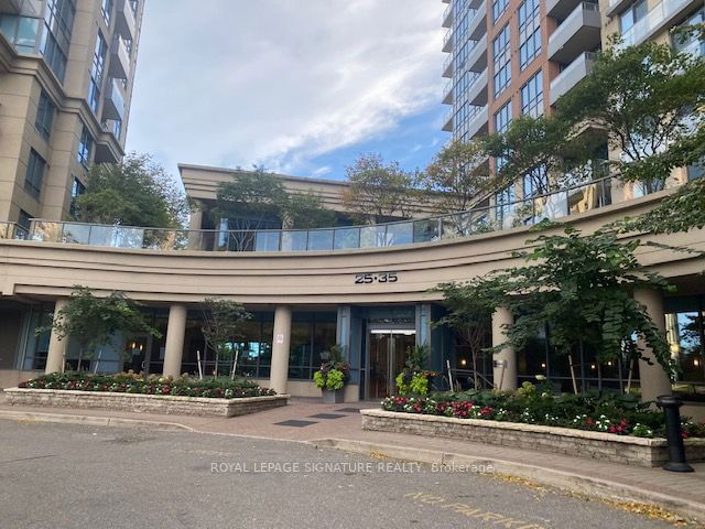 1553 - 25 Viking Lane
