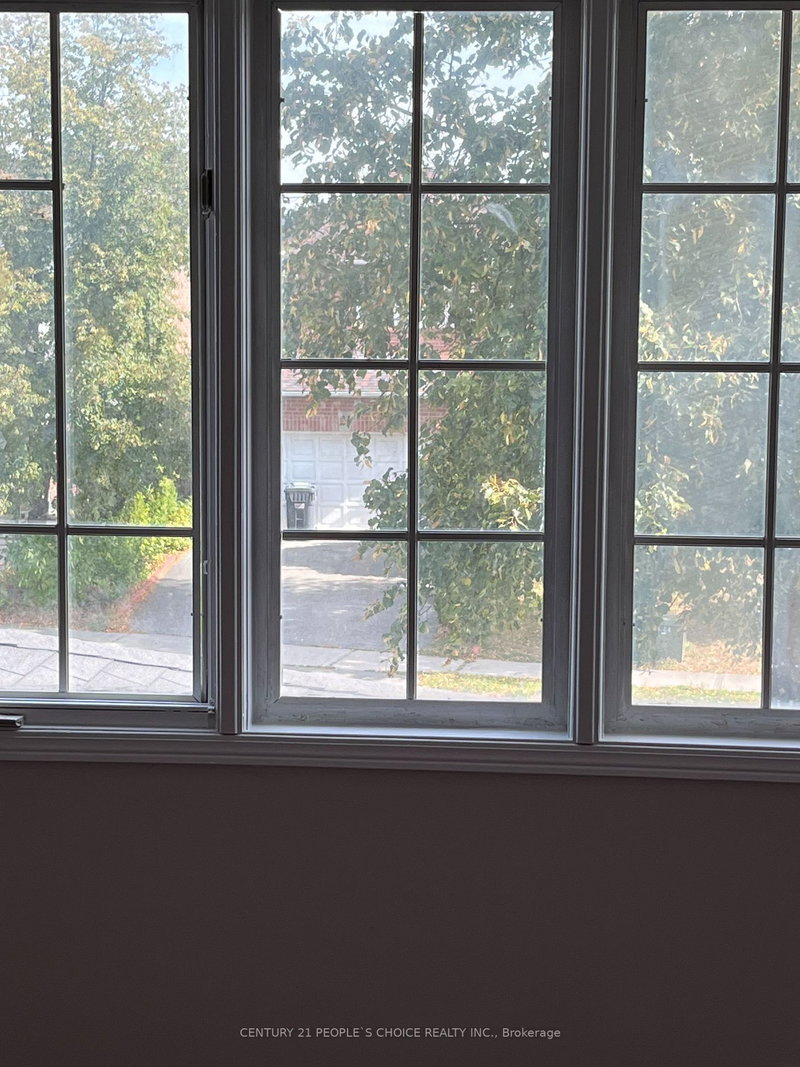 20 Letty Ave, Brampton, L6Y 4T3 | Image 2