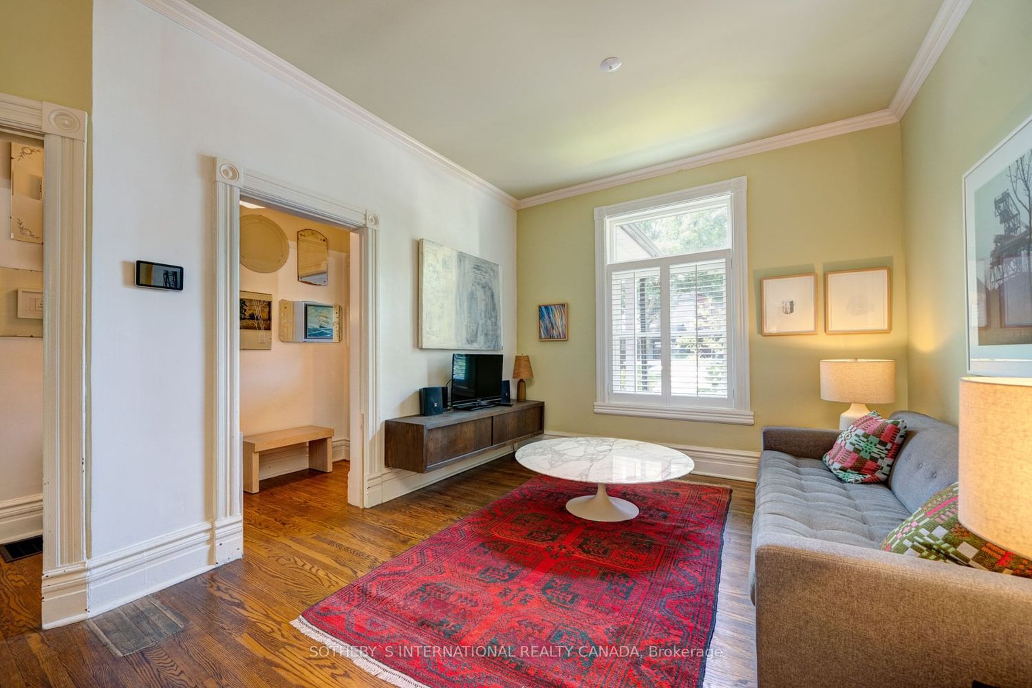 Listing Image 7