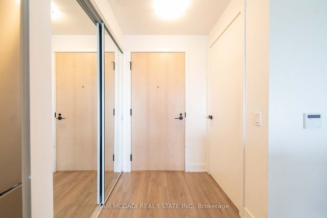 901 - 50 George Butchart Drive