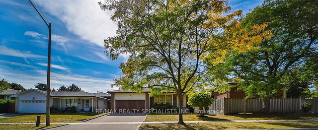 2426 DEL FIORE Drive