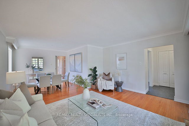 2426 DEL FIORE Drive