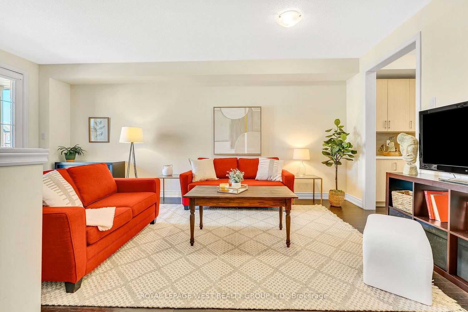 Townhouse sold at 102-8 Augustus Terrace, Toronto, Islington-City Centre West, M8Z 0E4 - MLS: W7041158