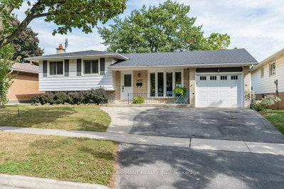 Detached House sold at 2037 Mountain Grove Avenue, Burlington, Ontario, L7P 2H8 - Brant Hills - MLS: W7042068