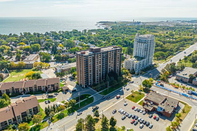 911 - 3845 Lake Shore Boulevard