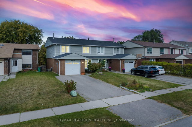 6279 Starfield Crescent