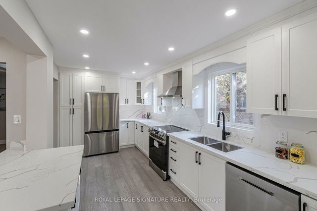 4654 Founders Walk