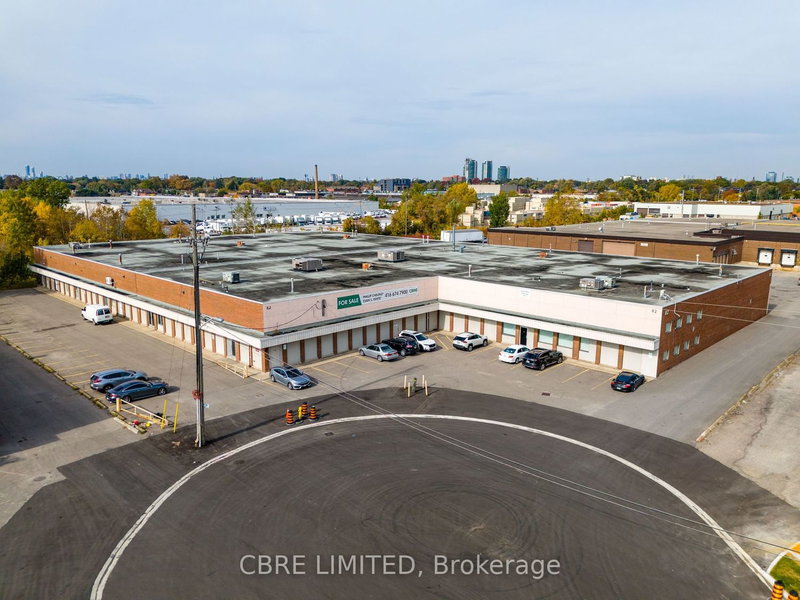 82 Akron Rd, Toronto, M8W 1T2 | Image 2