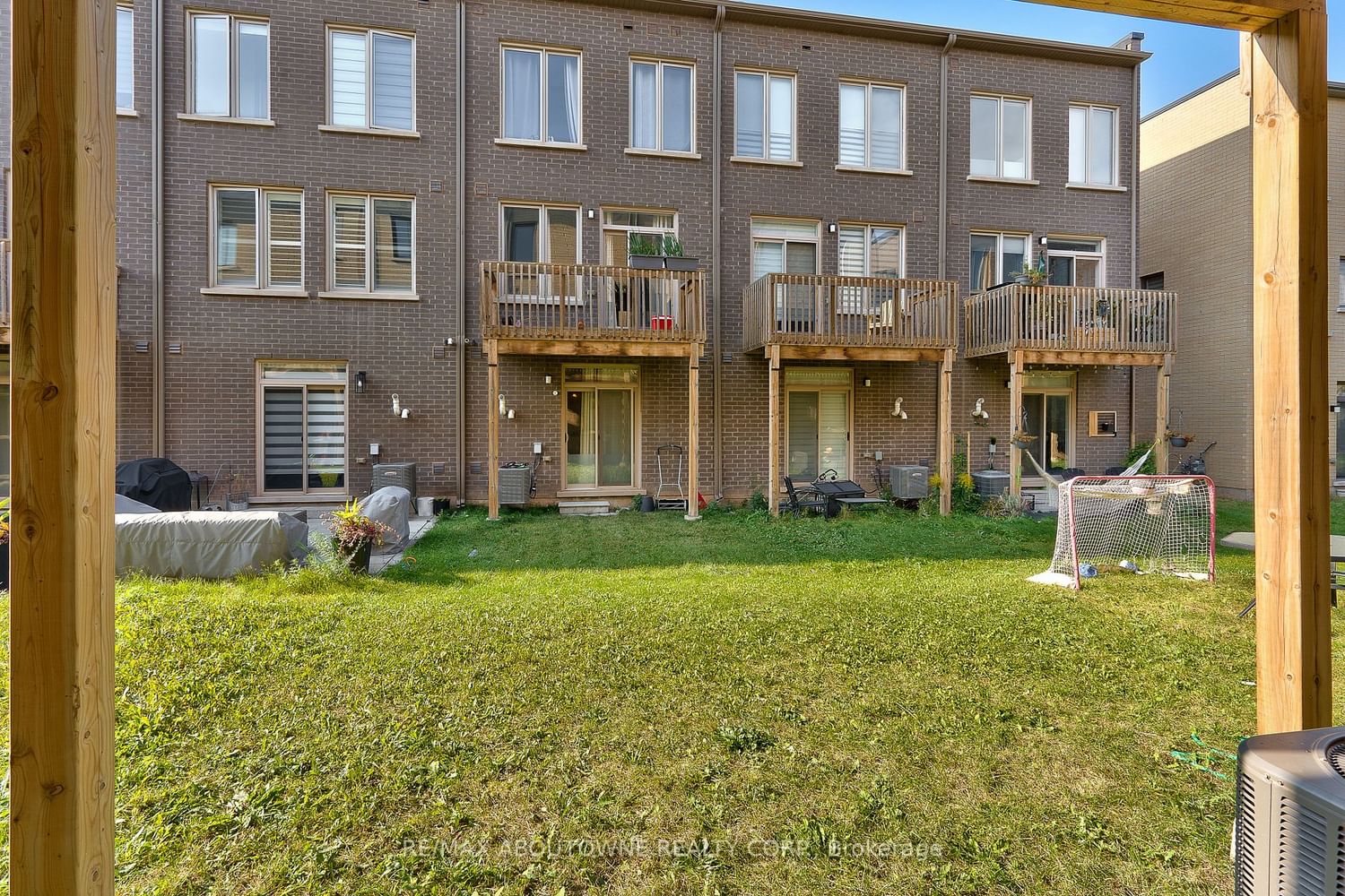 Listing Image 28