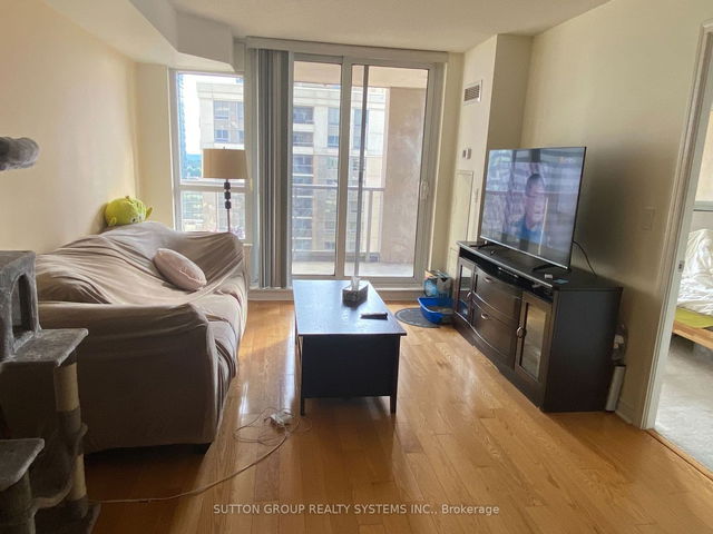 1604 - 4090 Living Arts Drive