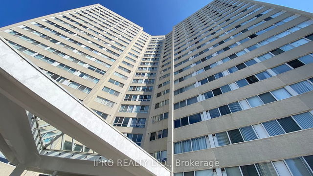 906 - 3695 Kaneff Crescent
