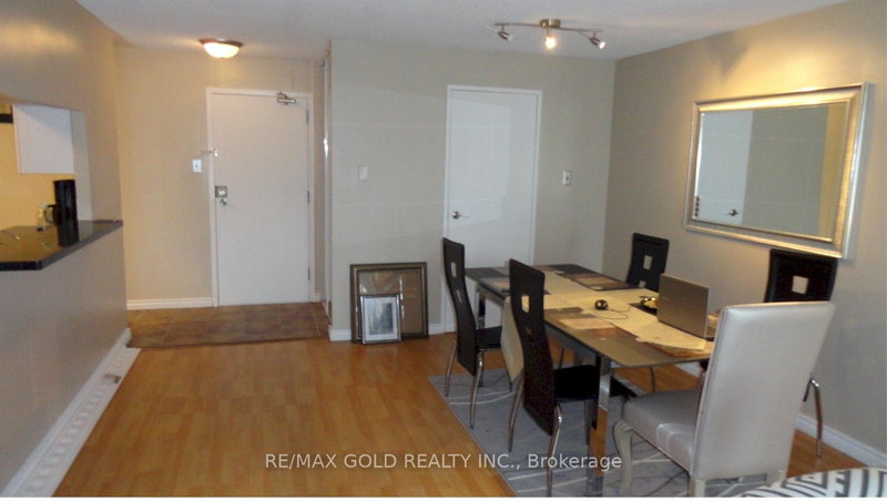 713 - 35 Trailwood Dr, Mississauga, L4Z 3L6 | Image 3