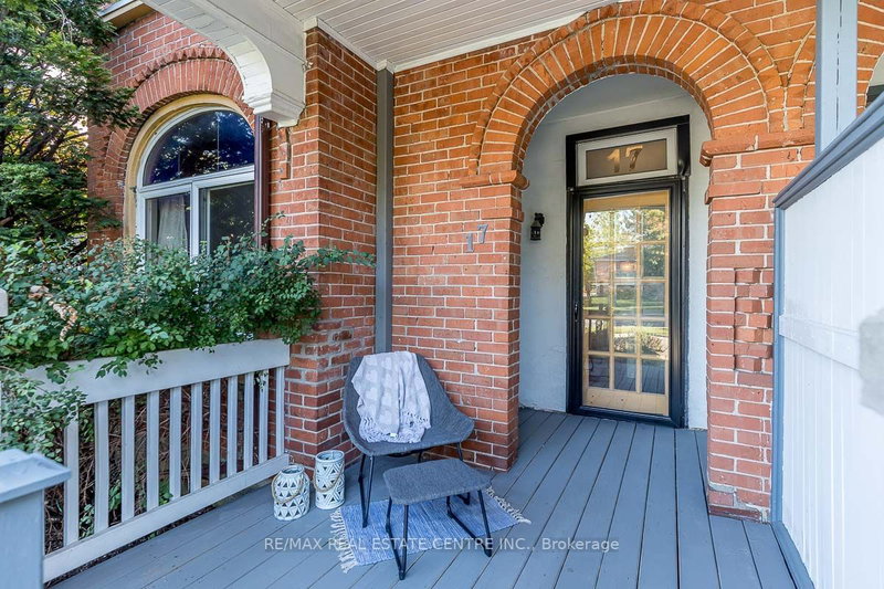 17 First St, Orangeville, L9W 2C6 | Image 3