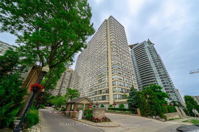 1906 - 55 Elm Drive