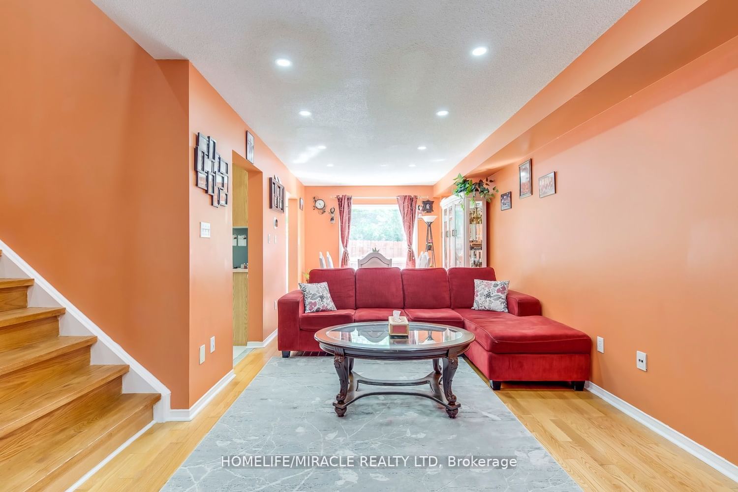 Listing Image 7