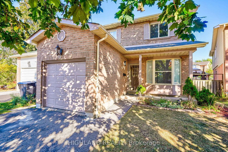 6455 Tisler Cres, Mississauga, L5N 3G6 | Image 2
