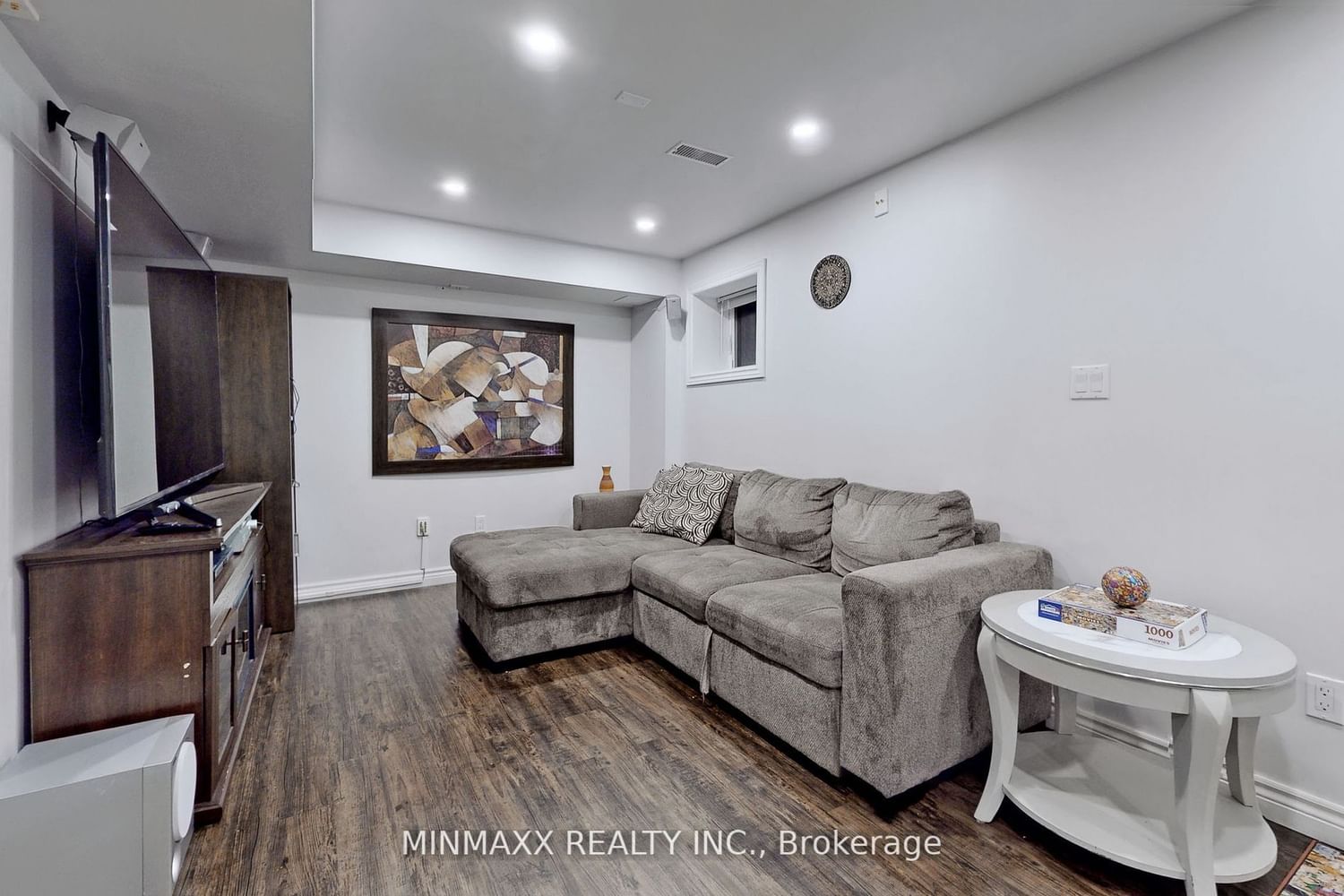 Listing Image 35