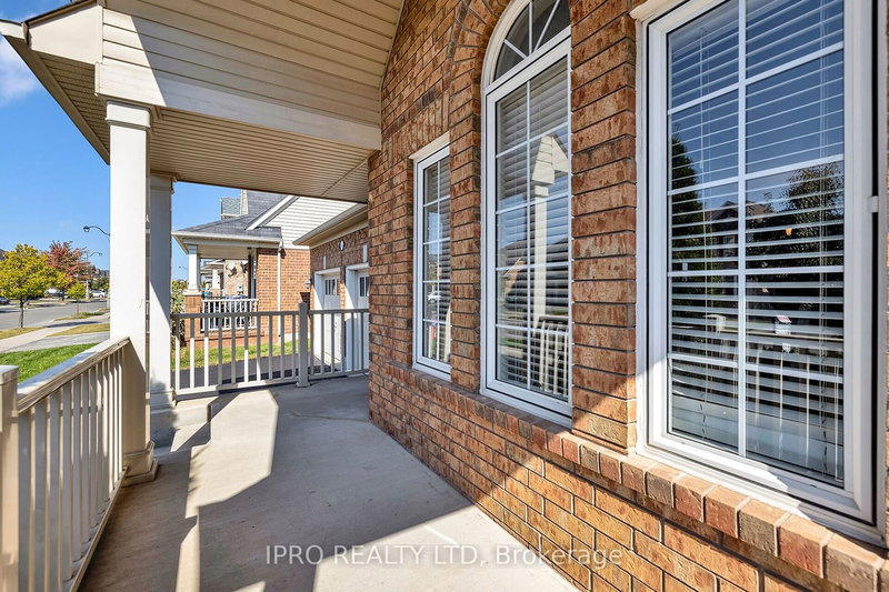 11 Bonavista Dr, Brampton, L6X 0N2 | Image 3