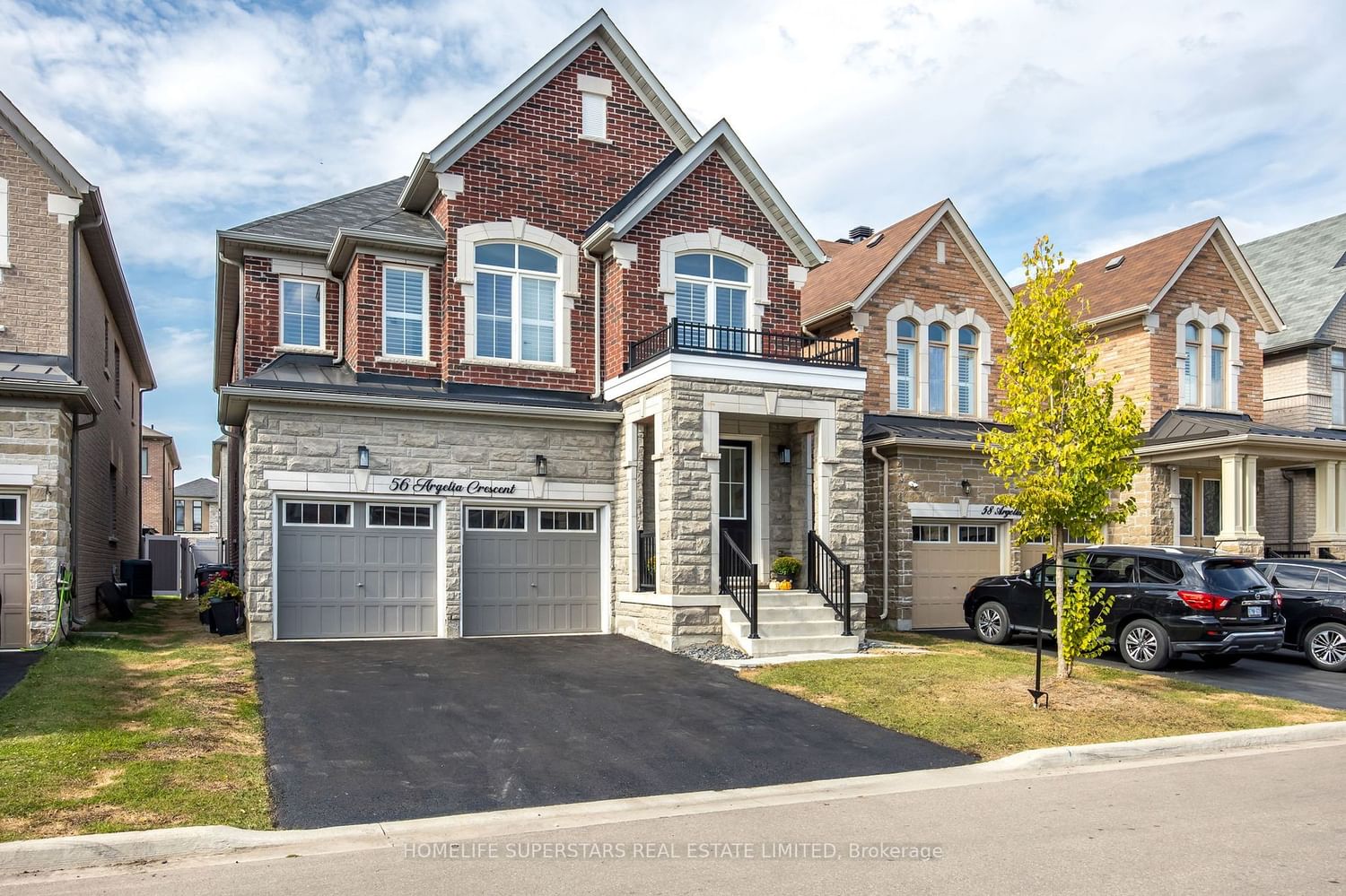 Listing photo 2
