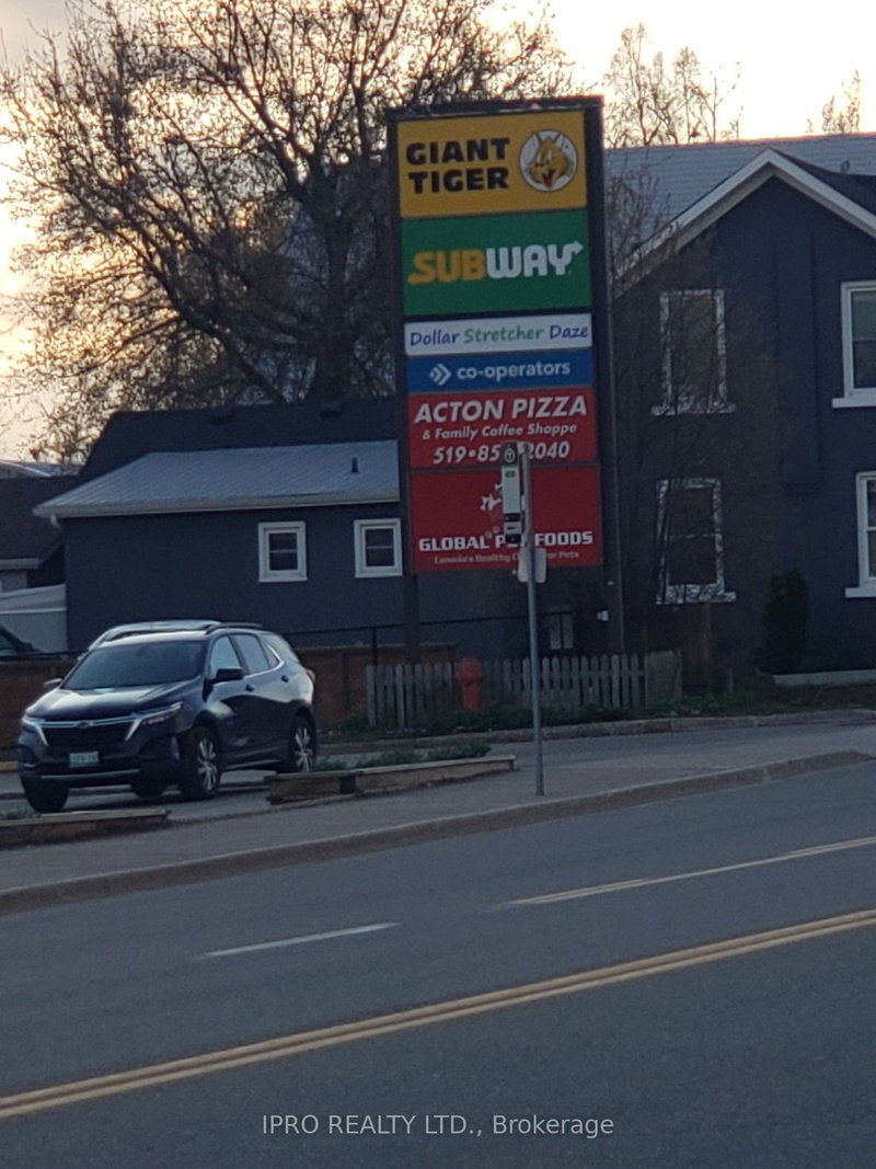 8 Main St N, Halton Hills, L7J 1W1 | Image 2
