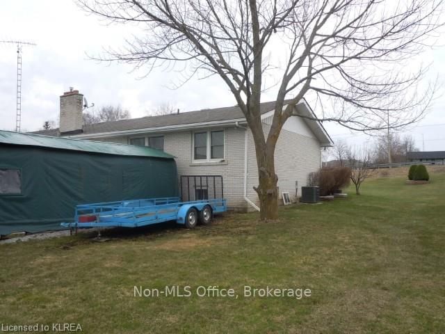 Listing Image 7