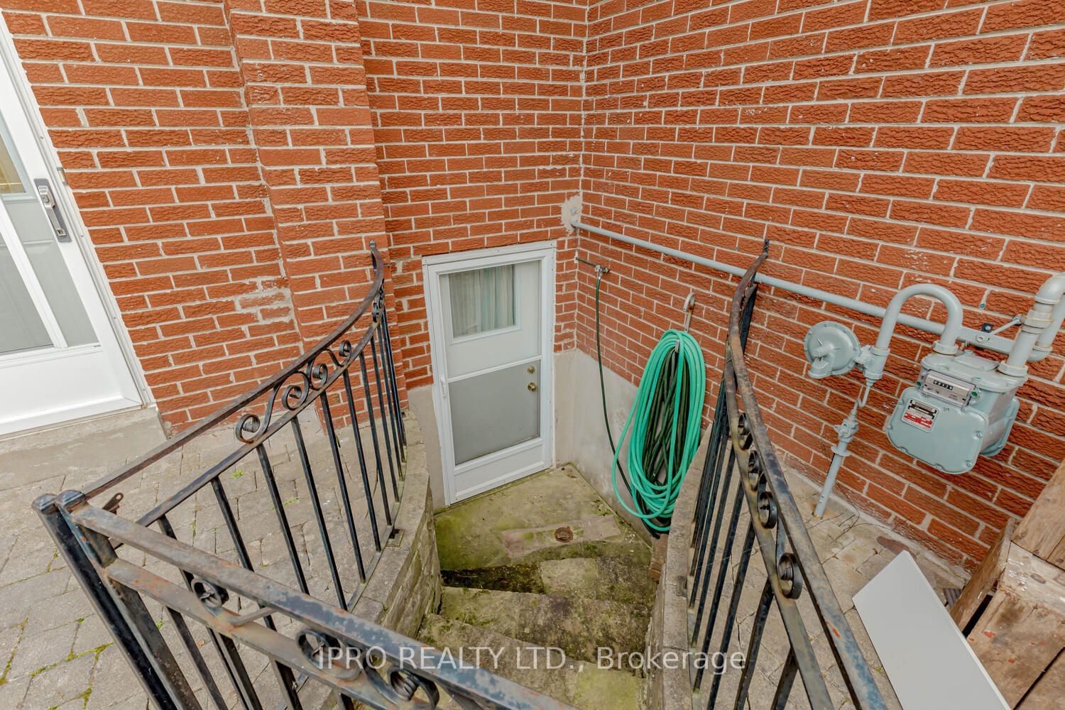 Listing Image 27
