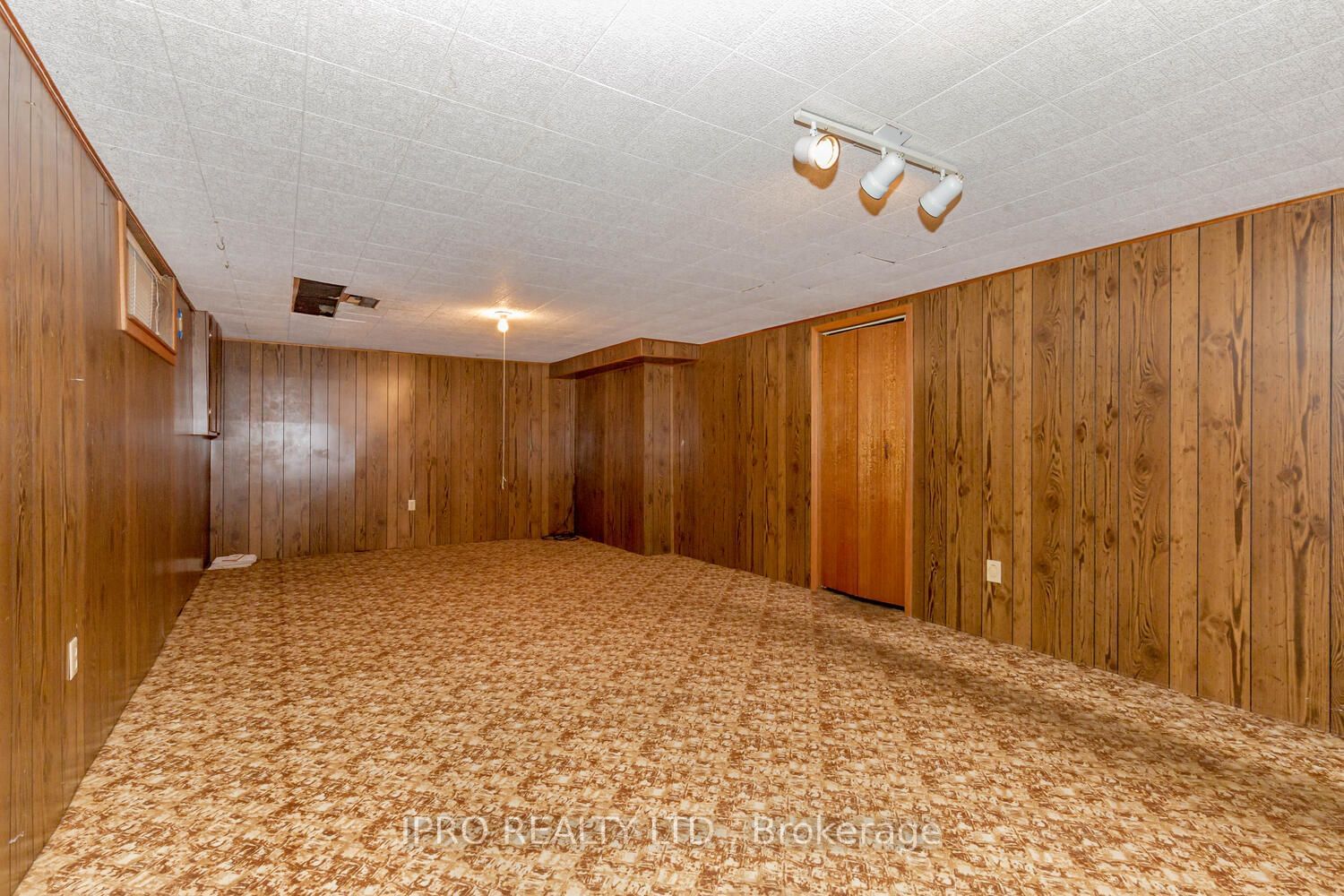 Listing Image 30