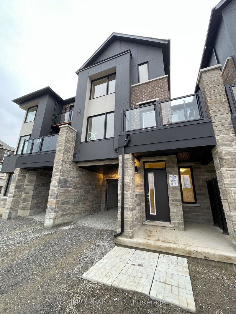 5125 Vetere St, Mississauga, L5M 2S8 | Image 2