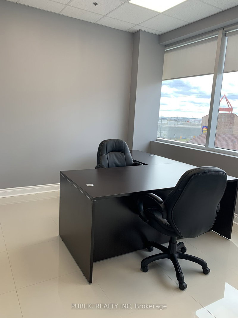 407 - 218 Export Blvd, Mississauga, L5S 1Y4 | Image 3