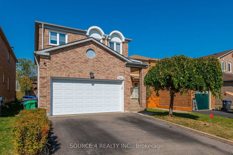 2943 Gulfstream Way, Mississauga, L5N 6J9 | Image 2