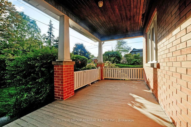39 Wesley Avenue