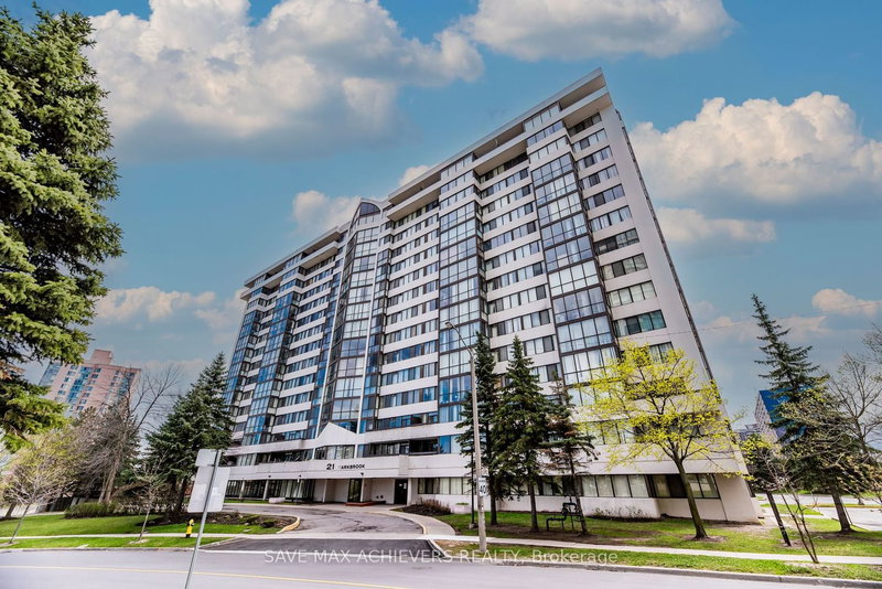 808 - 21 Markbrook Lane, Toronto, M9V 5E4 | Image 2