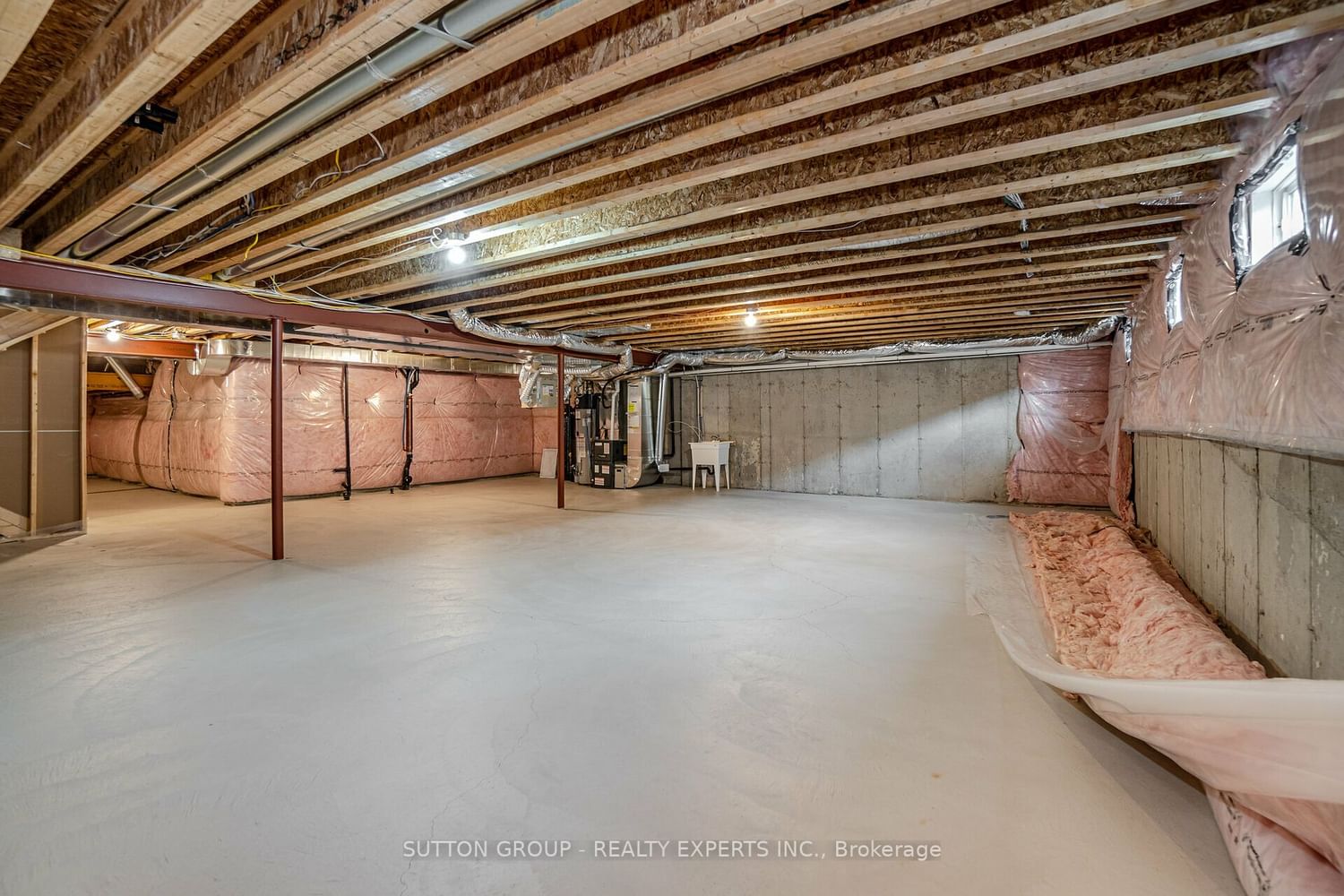 Listing Image 37