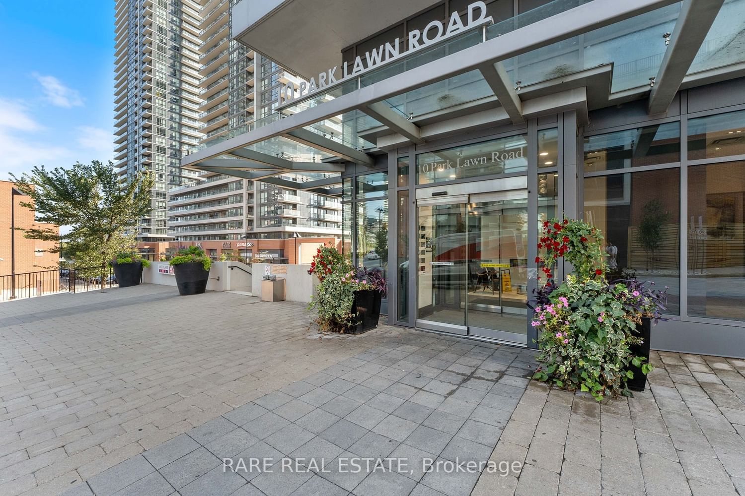 Listing Image 3