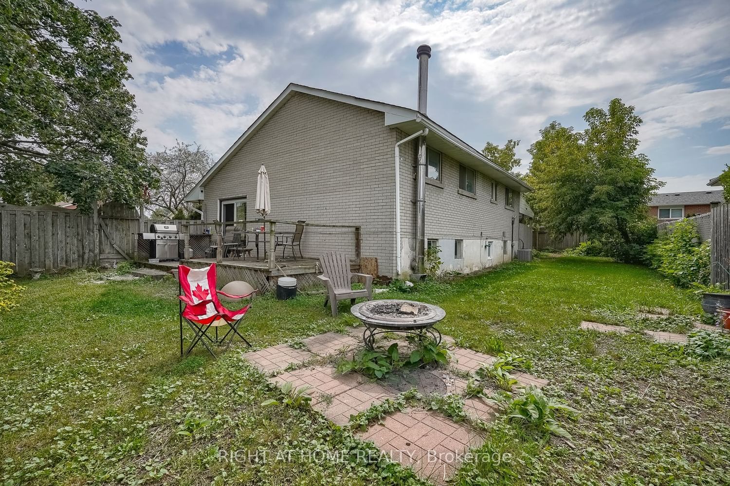 Listing Image 3