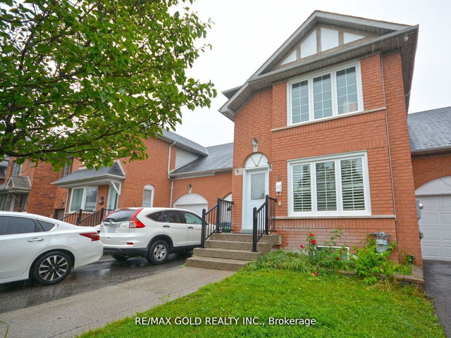 9 Lofty Pines Place