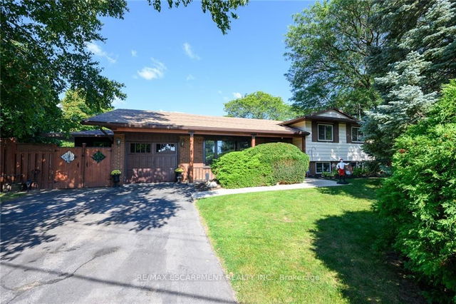 1009 MARLEY Crescent