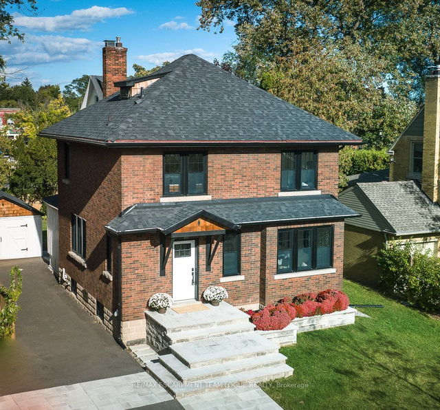 611 Locust Street