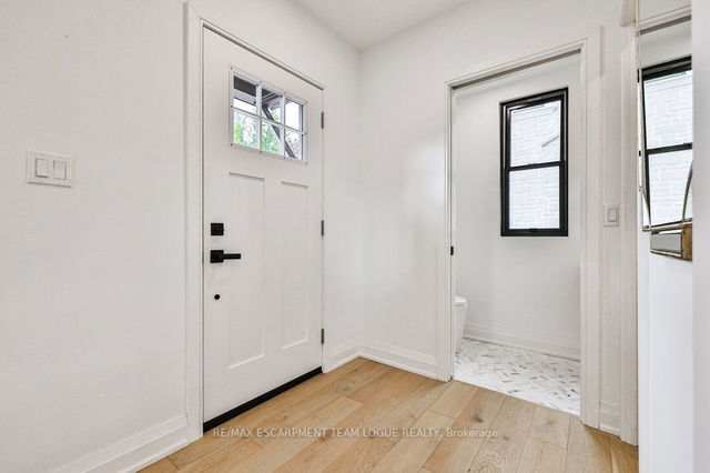 611 Locust Street