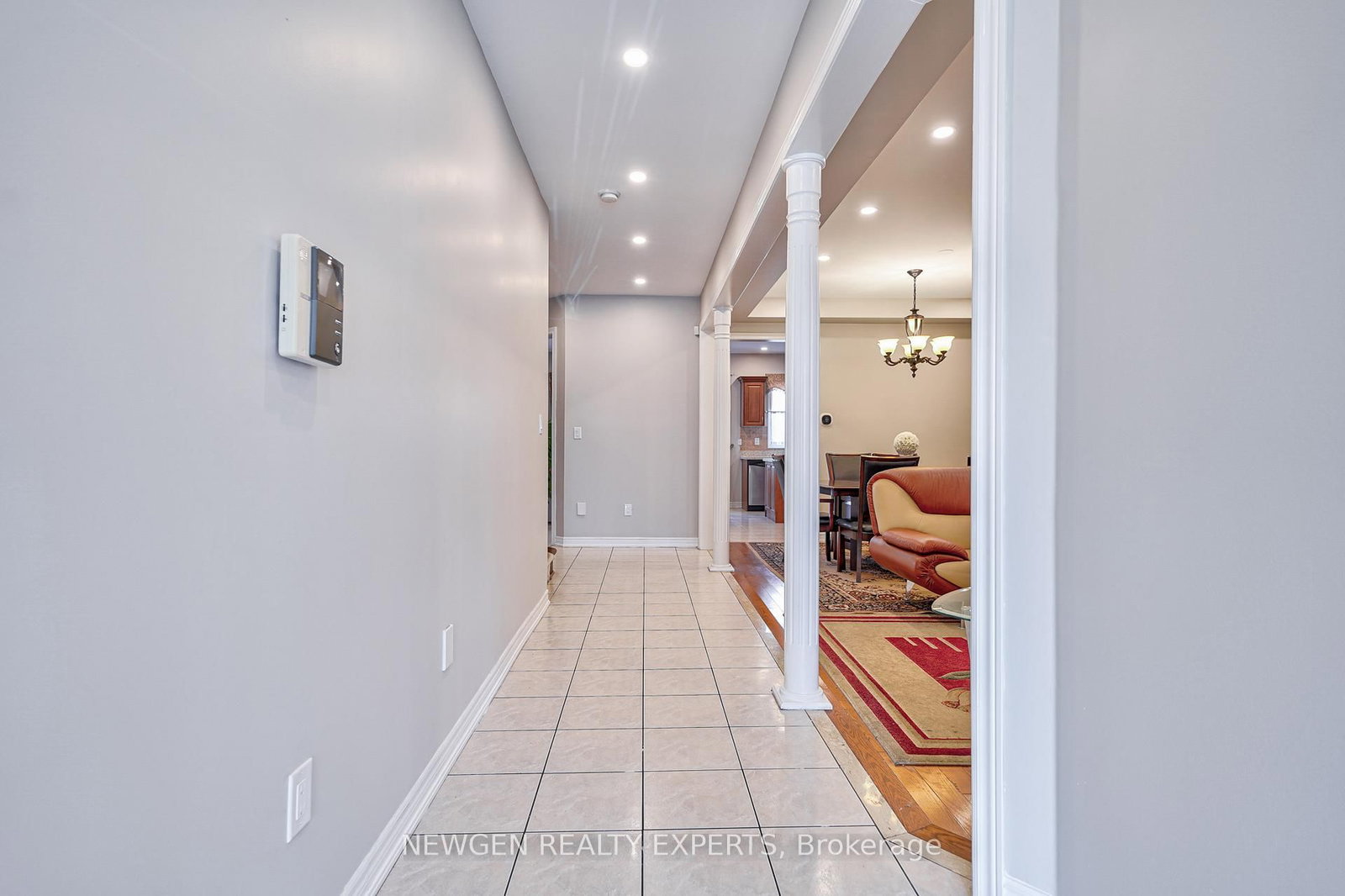 Listing Image 5