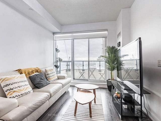 1503 - 4085 Parkside Village Drive