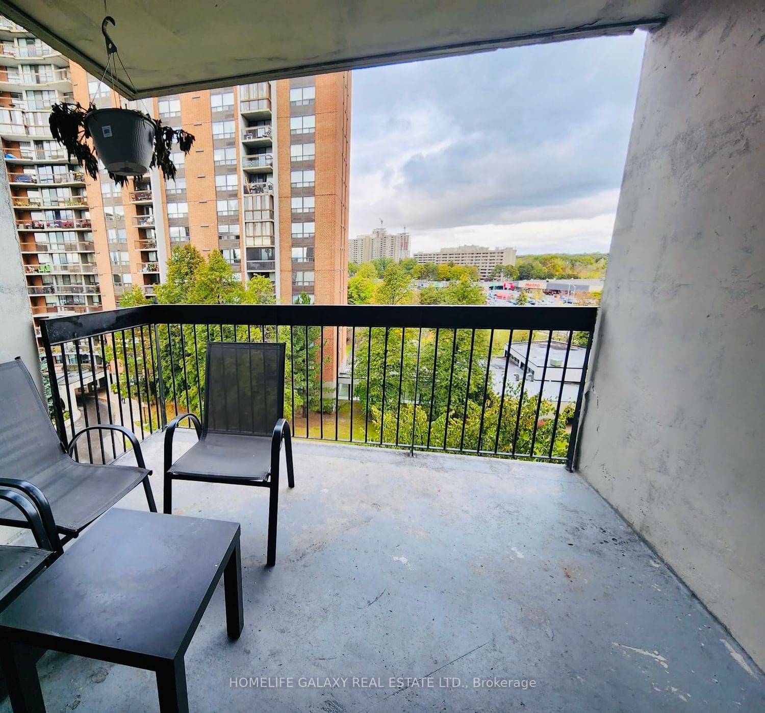 Listing Image 14
