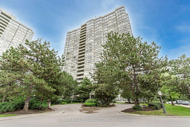 1701 - 24 Hanover Road