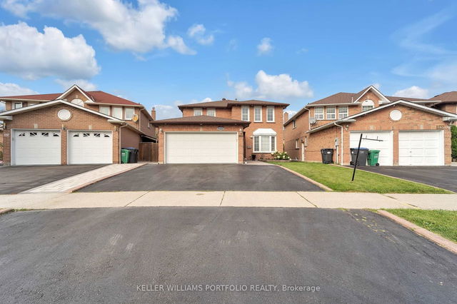 553 Yorkminster Crescent