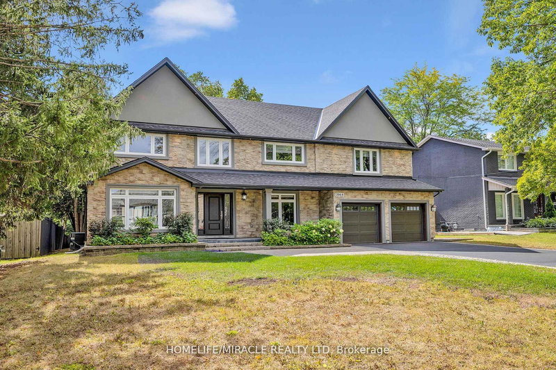 2068 Mississauga Rd, Mississauga, L5H 2K6 | Image 2