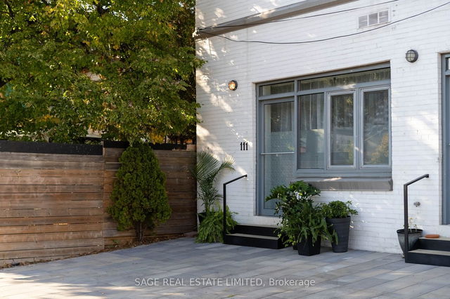 111 - 27 Brock Avenue