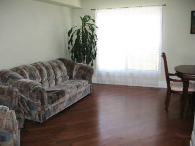 476 Bud Gregory Blvd, Mississauga, L4Z2K4 | Image 3