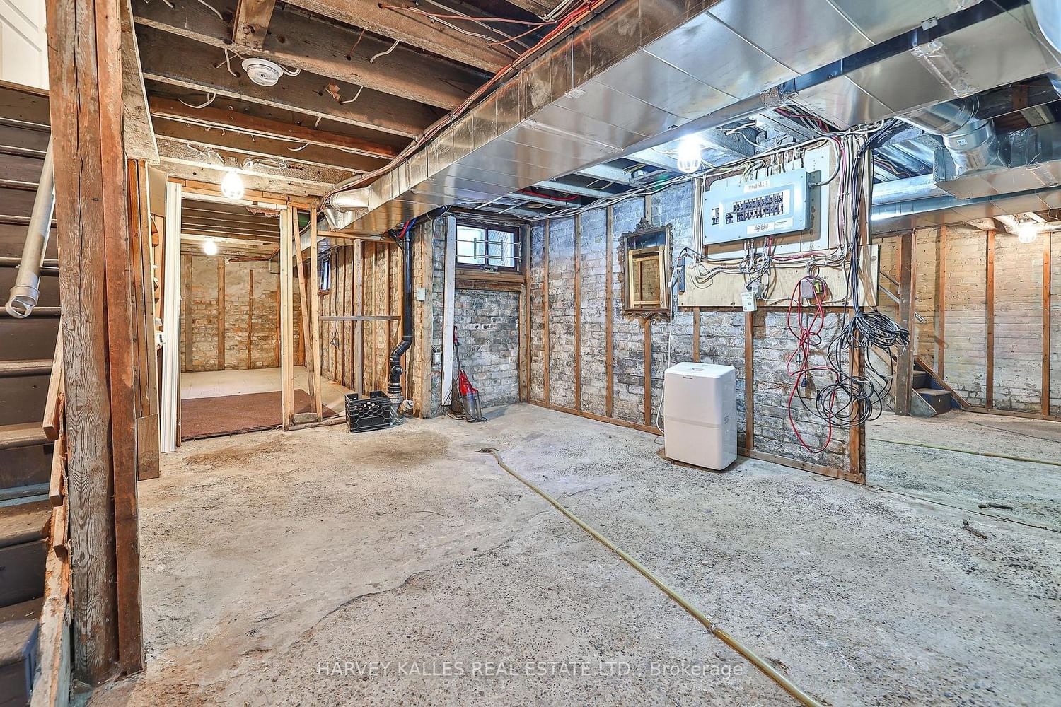 Listing Image 25