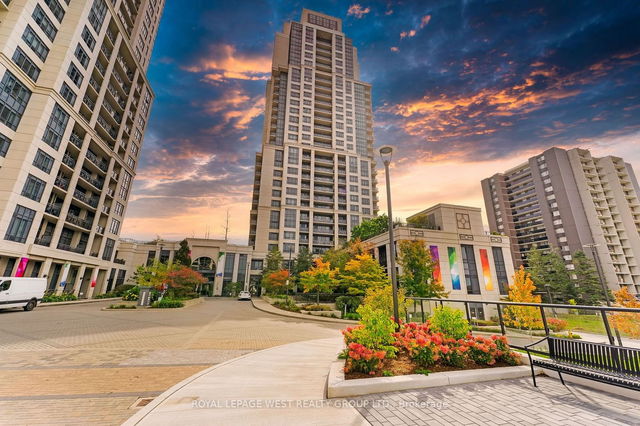 810 - 6 Eva Road